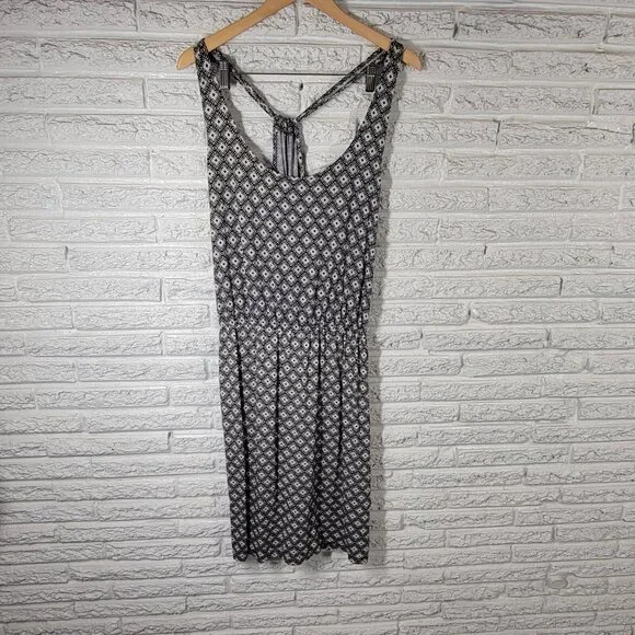 Old Navy Women Dress Extra Large XL Slip Black White Geometric GEO65XE - Picture 1 of 12